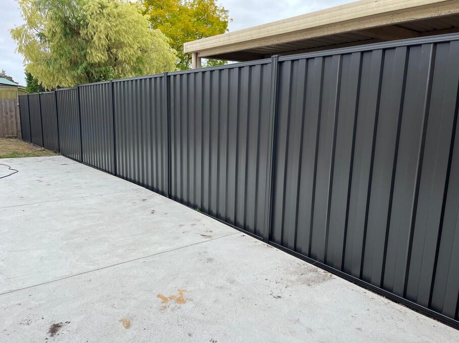 Monument Colorbond boundary fence installed at 2.1m high for added privacy. Monument Colorbond boundary fencing completed for increased backyard privacy in Cranbourne North, with the customer later requesting fencing work at two additional properties.